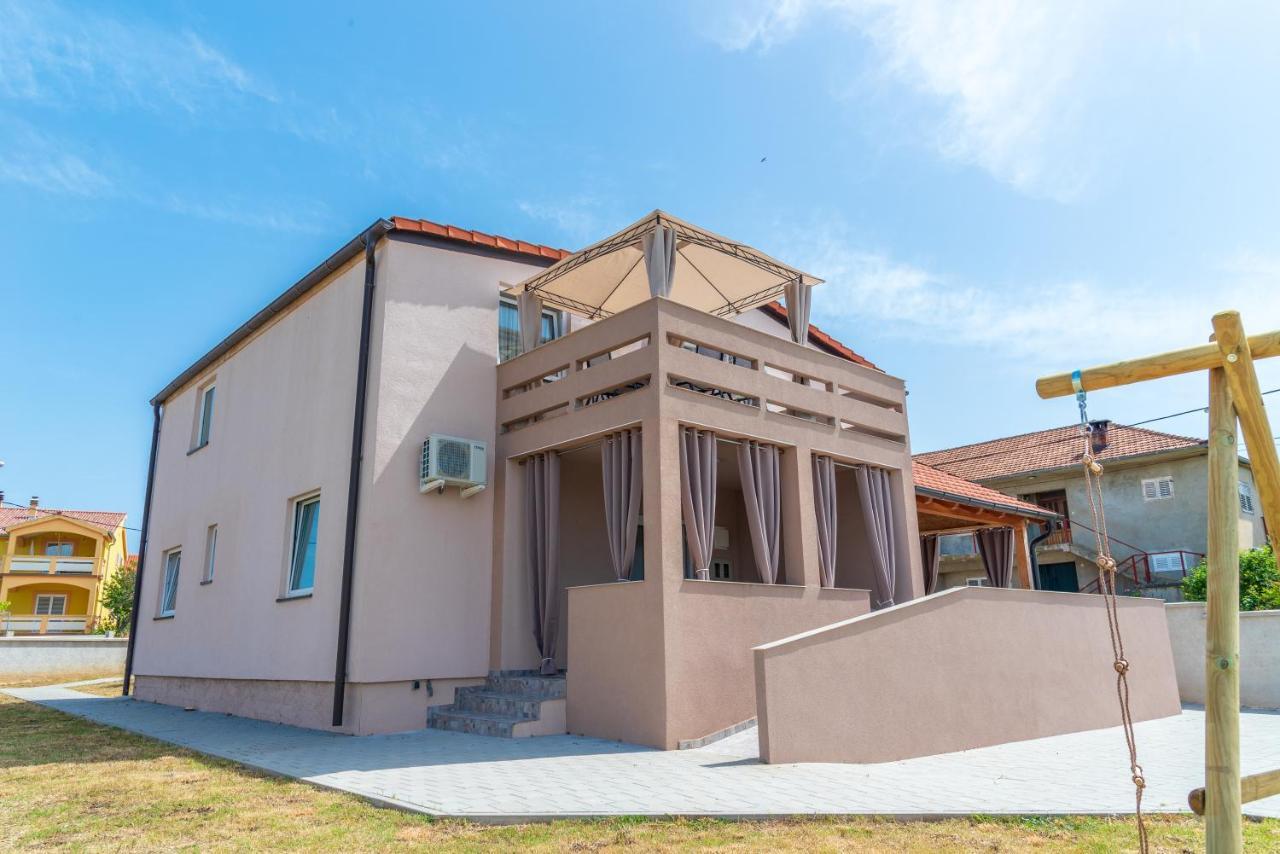 Apartmani Krzak Nin Exterior foto