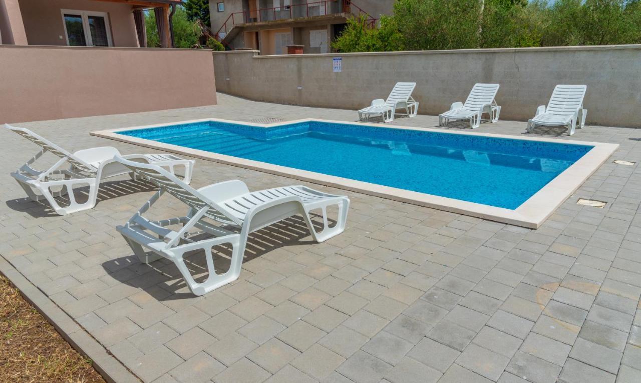 Apartmani Krzak Nin Exterior foto