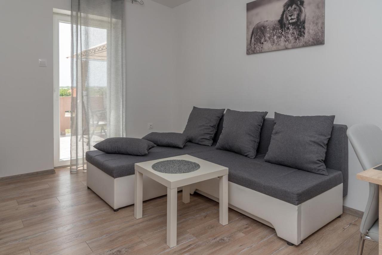 Apartmani Krzak Nin Exterior foto