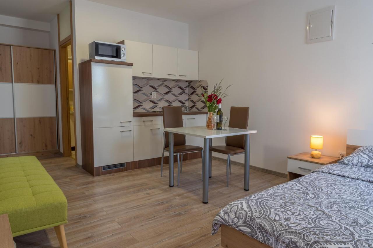 Apartmani Krzak Nin Exterior foto
